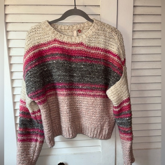 Pilcro by Anthropologie Striped Bouclé Wool Blend Sweater Pink Cream Gray Large - Picture 3 of 7